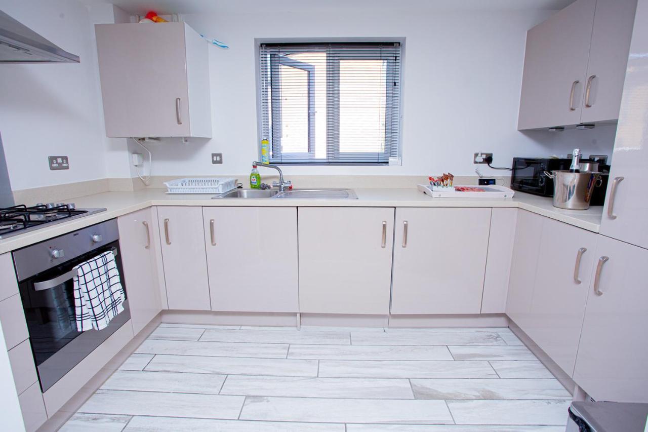 Apartment Mills - Two Bedroom En-suite *