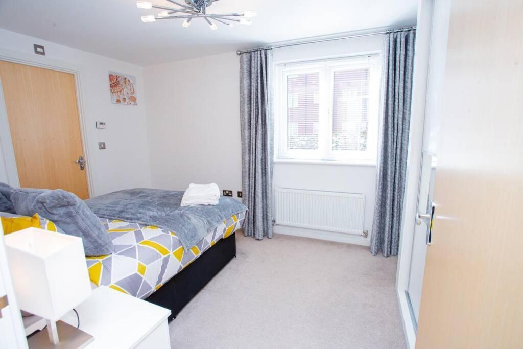Mills - Two Bedroom En-suite Apartment Northampton