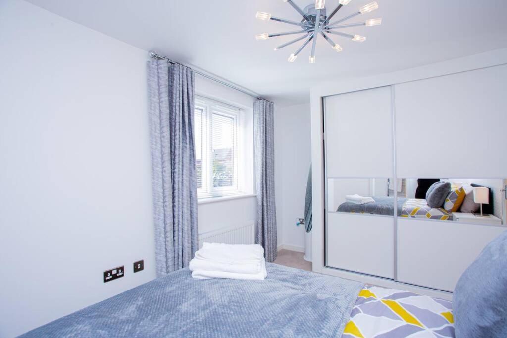 Apartment Mills - Two Bedroom En-suite