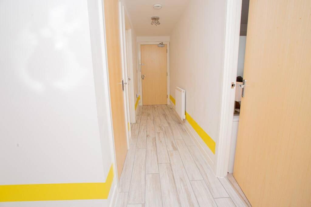 Mills - Two Bedroom En-suite Apartment