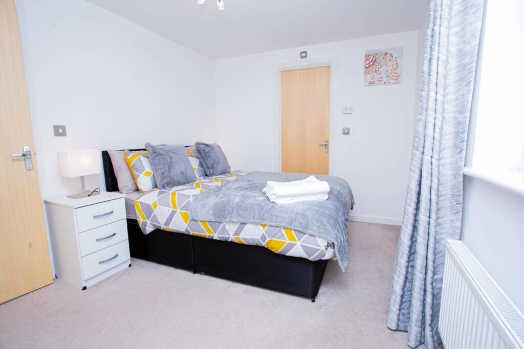 Apartment Mills - Two Bedroom En-suite Northampton